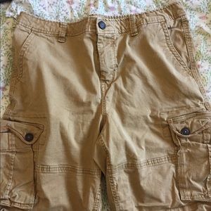 Men’s khaki cargo AEROPOSTALE SHORTS SIZE 34